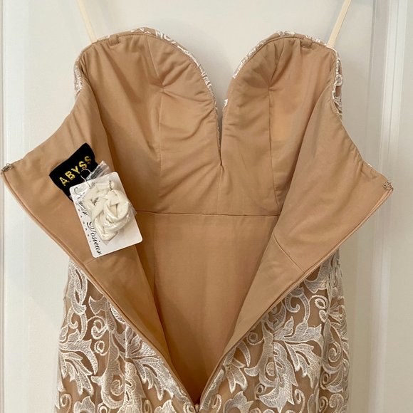 NWT Midi White Lace Strapless Dress by Abyss - Picture 7 of 7